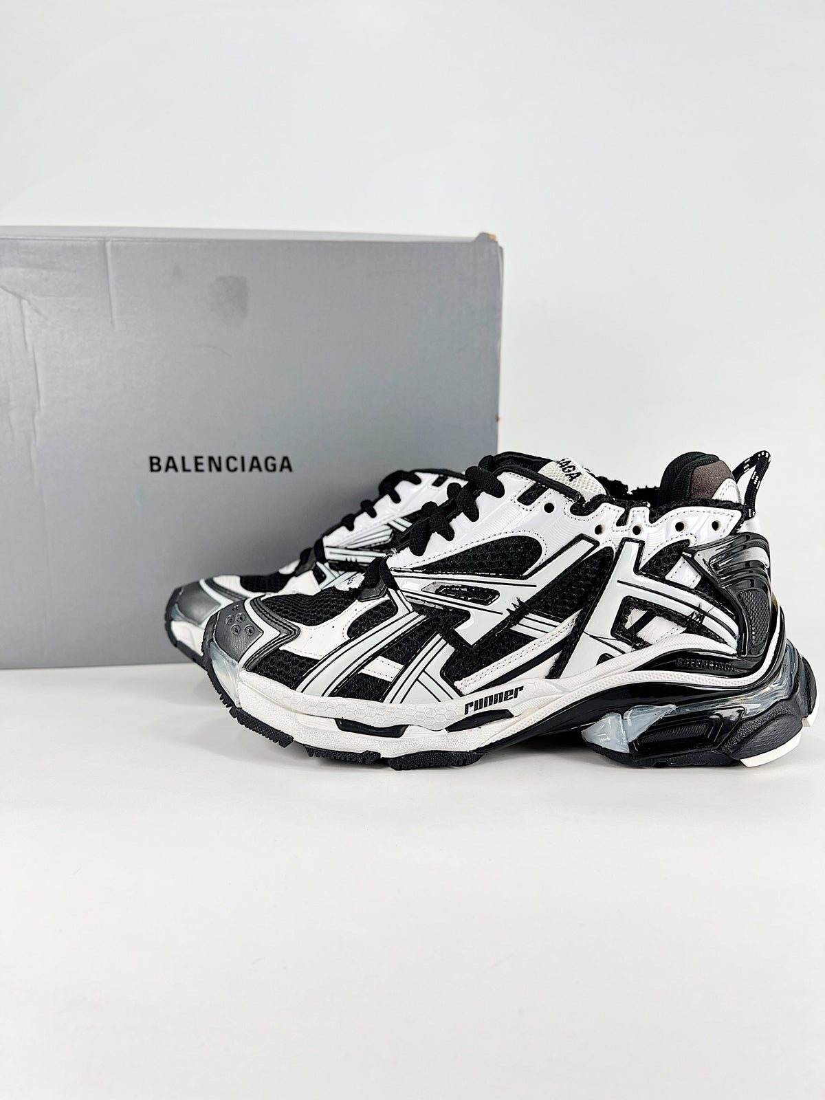 Balenci Sneakers